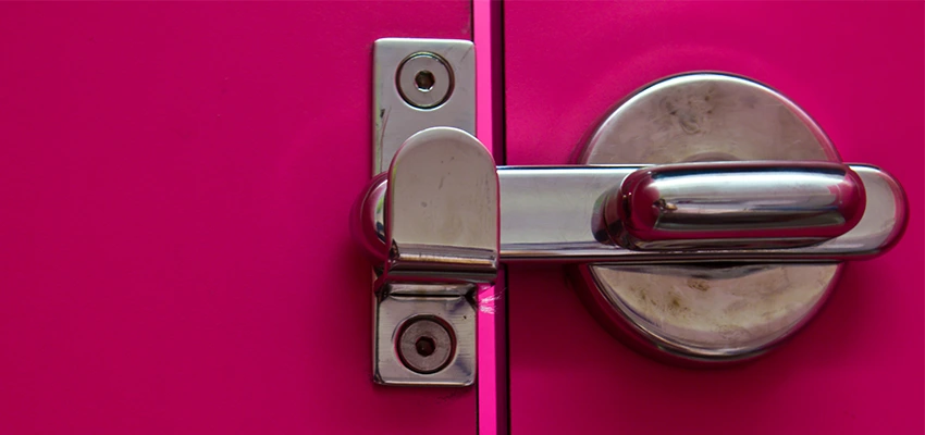 Childproof Gate Lock in Antioch, California